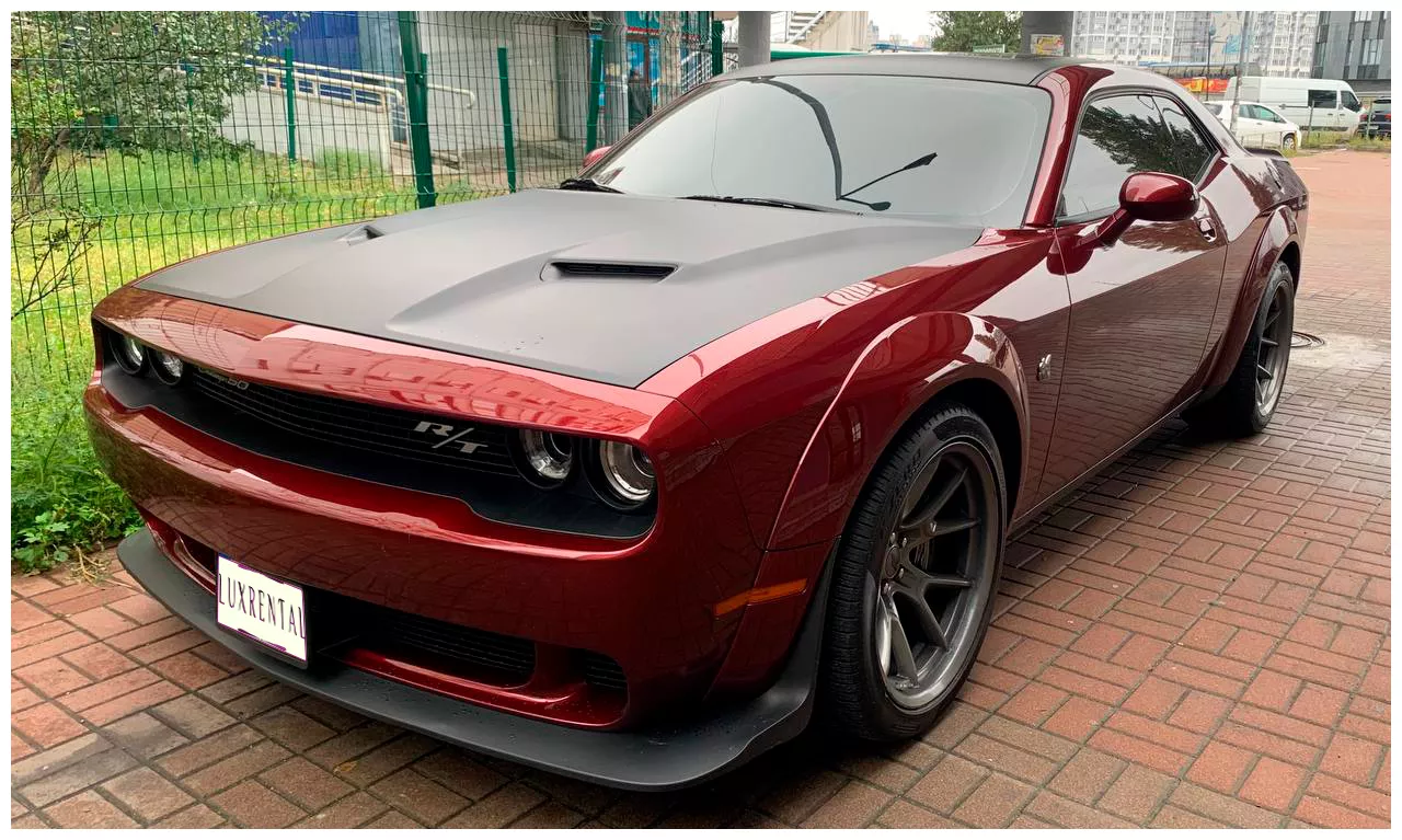 Dodge Challenger 6.4 SRT