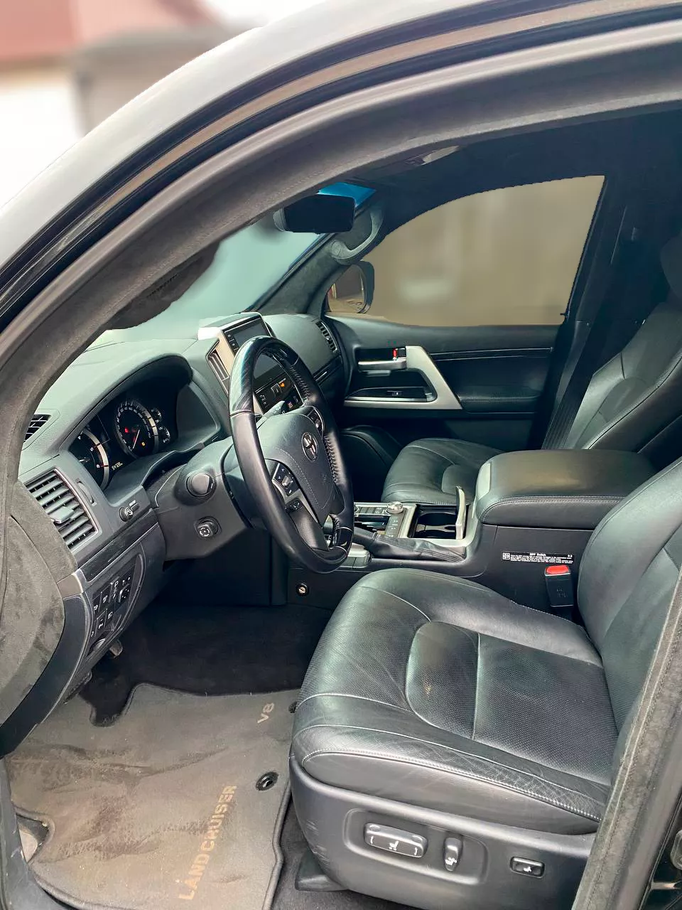 Toyota Land Cruiser 200 Guard B6+ Фото 6