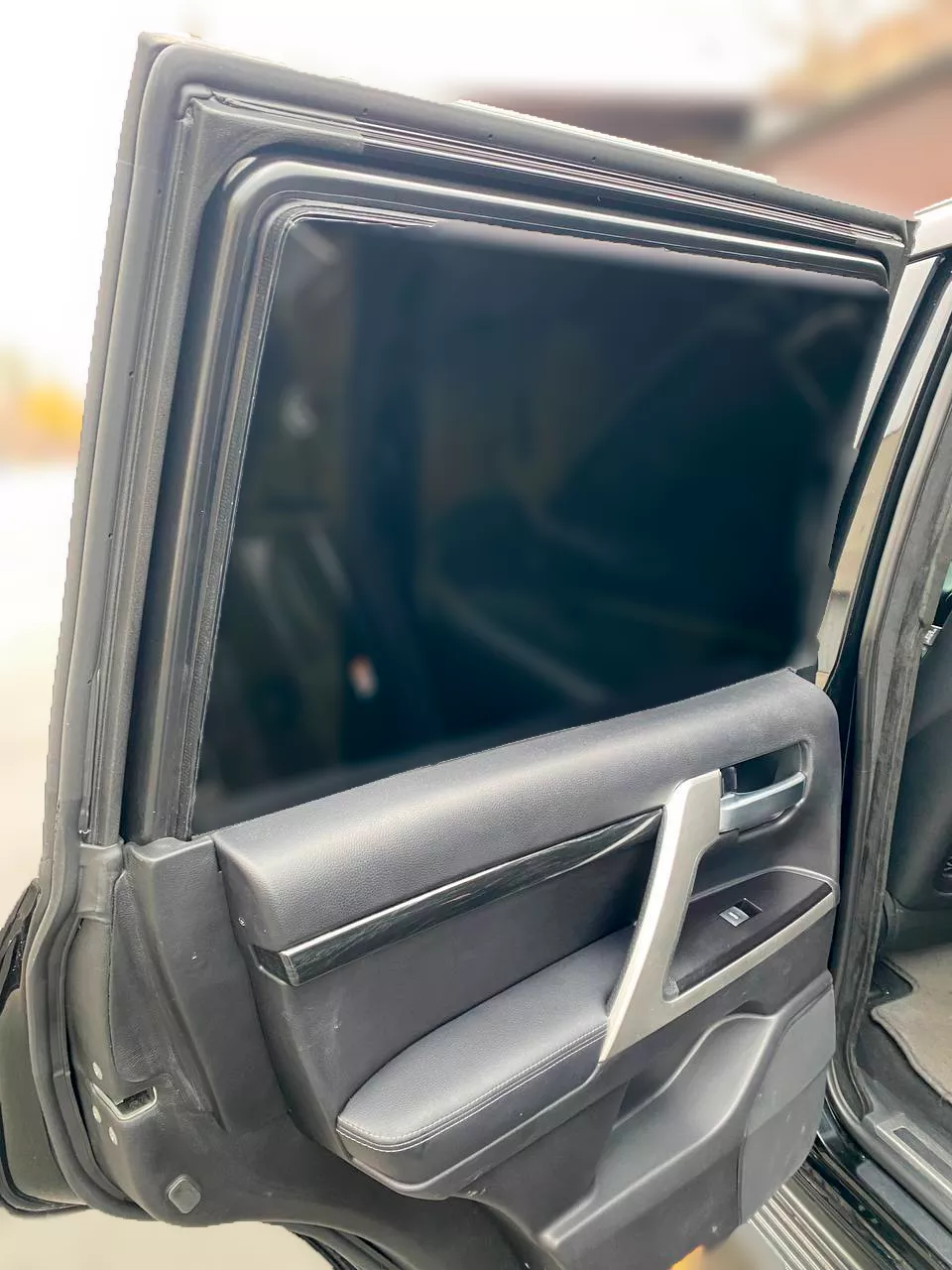 Toyota Land Cruiser 200 Guard B6+ Фото 7