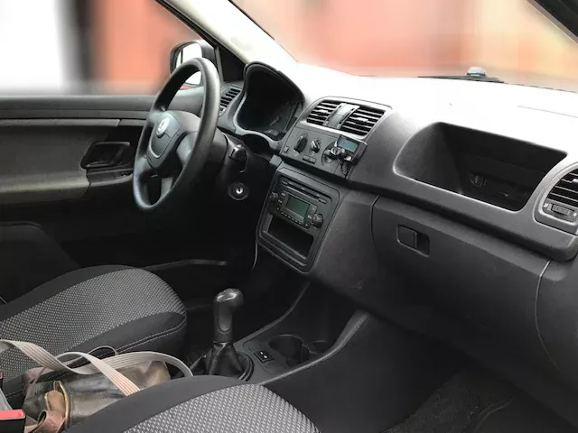 Skoda Fabia Фото 6