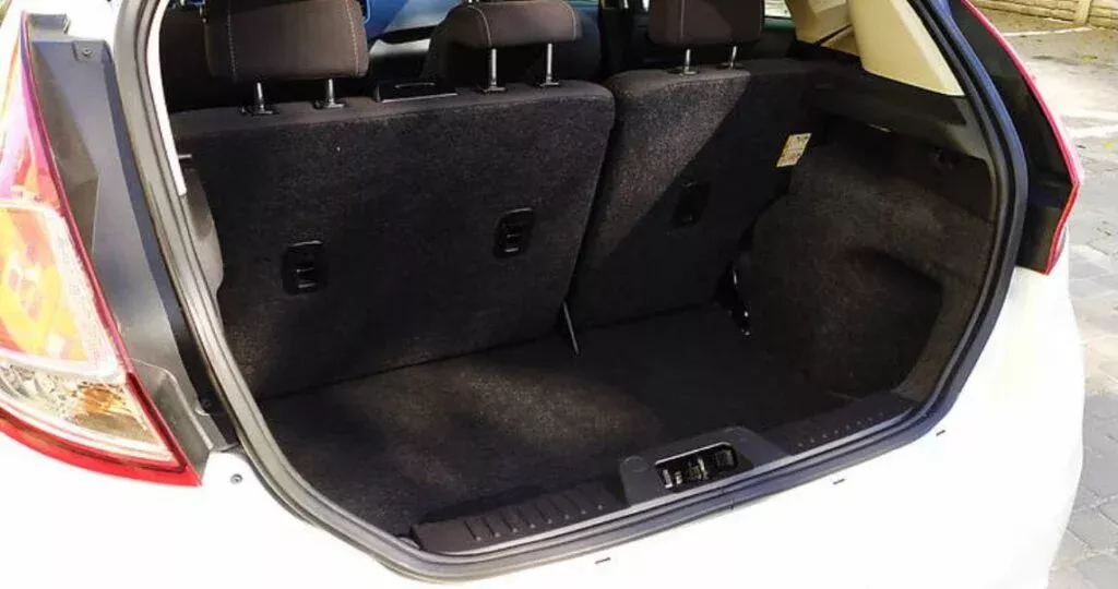 Ford Fiesta Фото 6