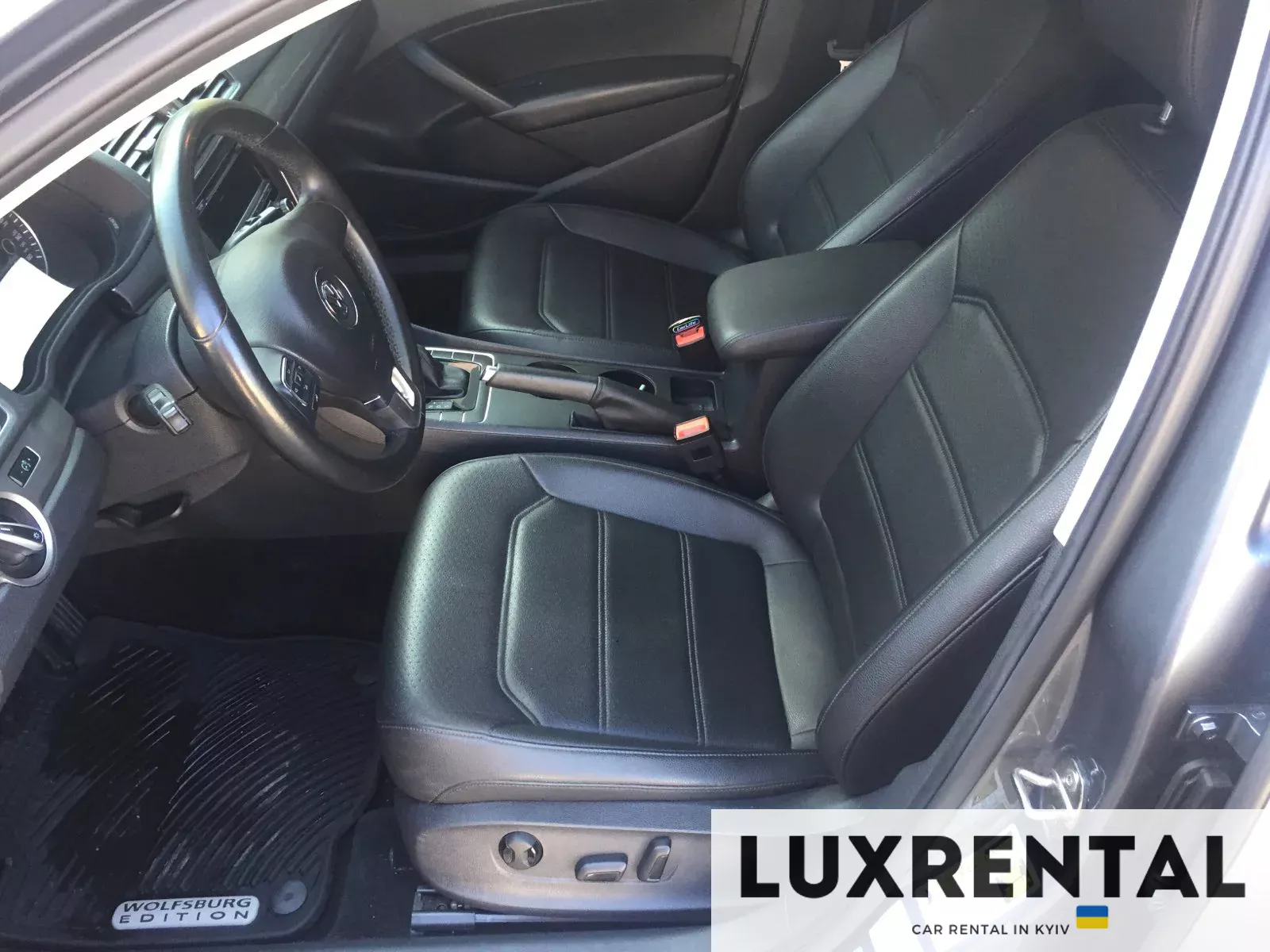 Volkswagen Passat B7 Photo 4
