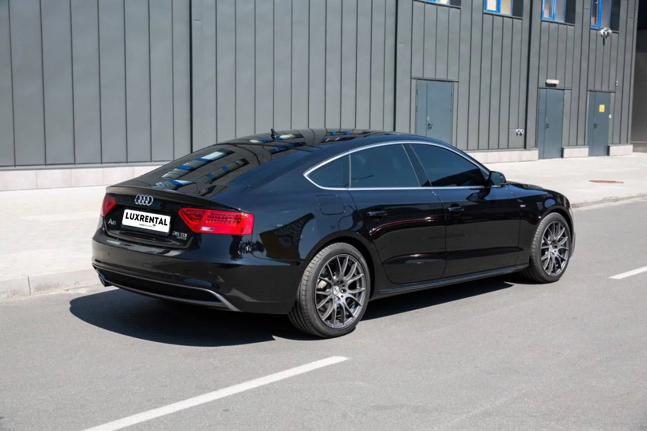 Audi A5 Фото 2