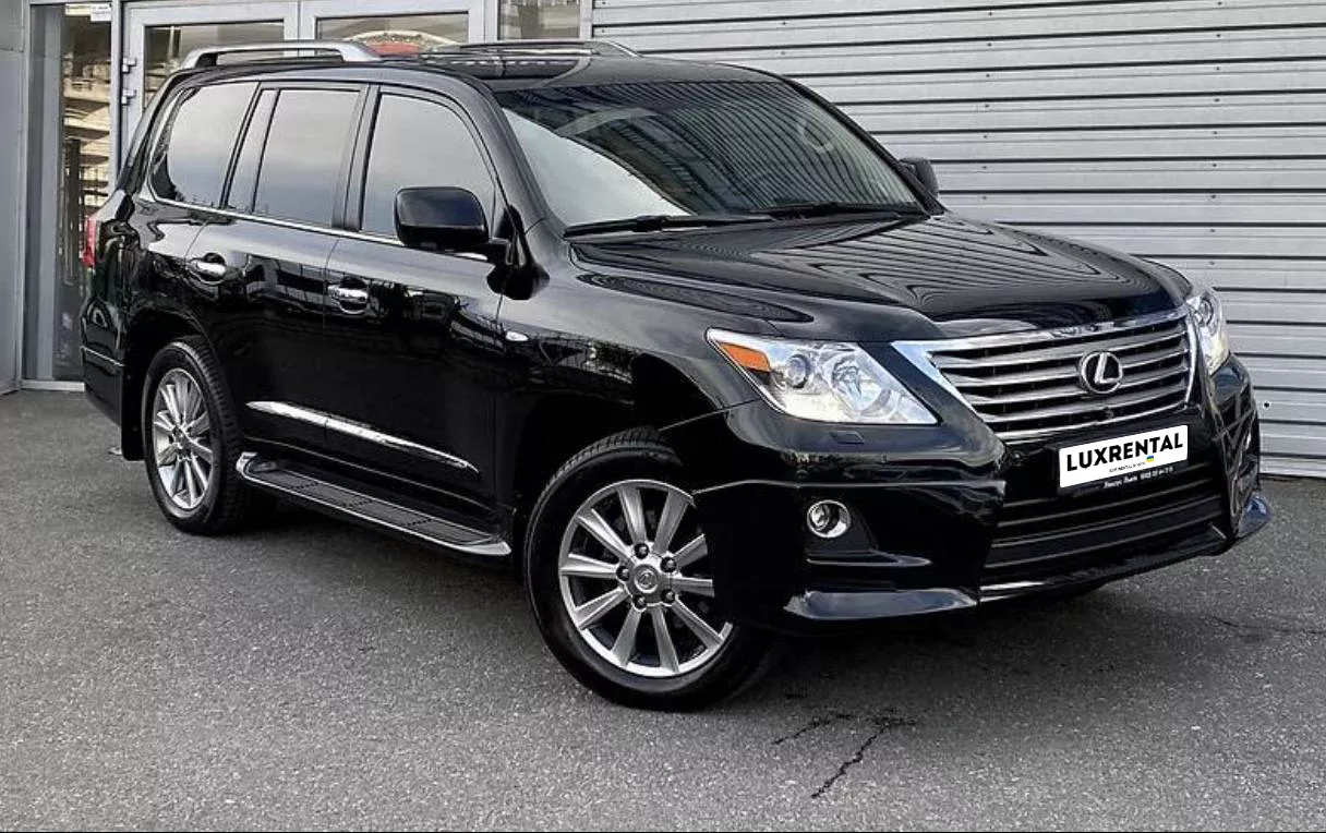 Lexus LX570