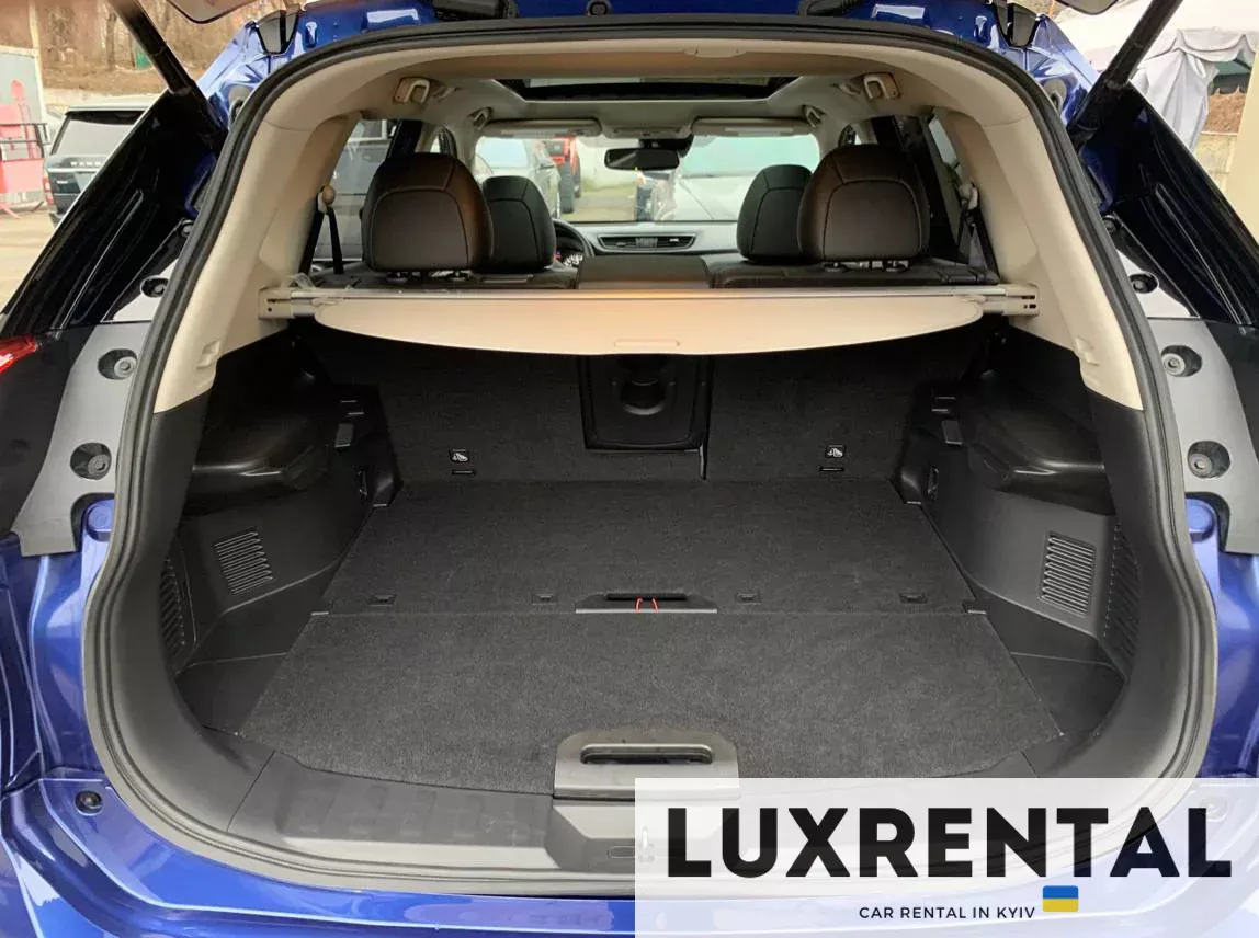 Nissan Rogue Photo 6