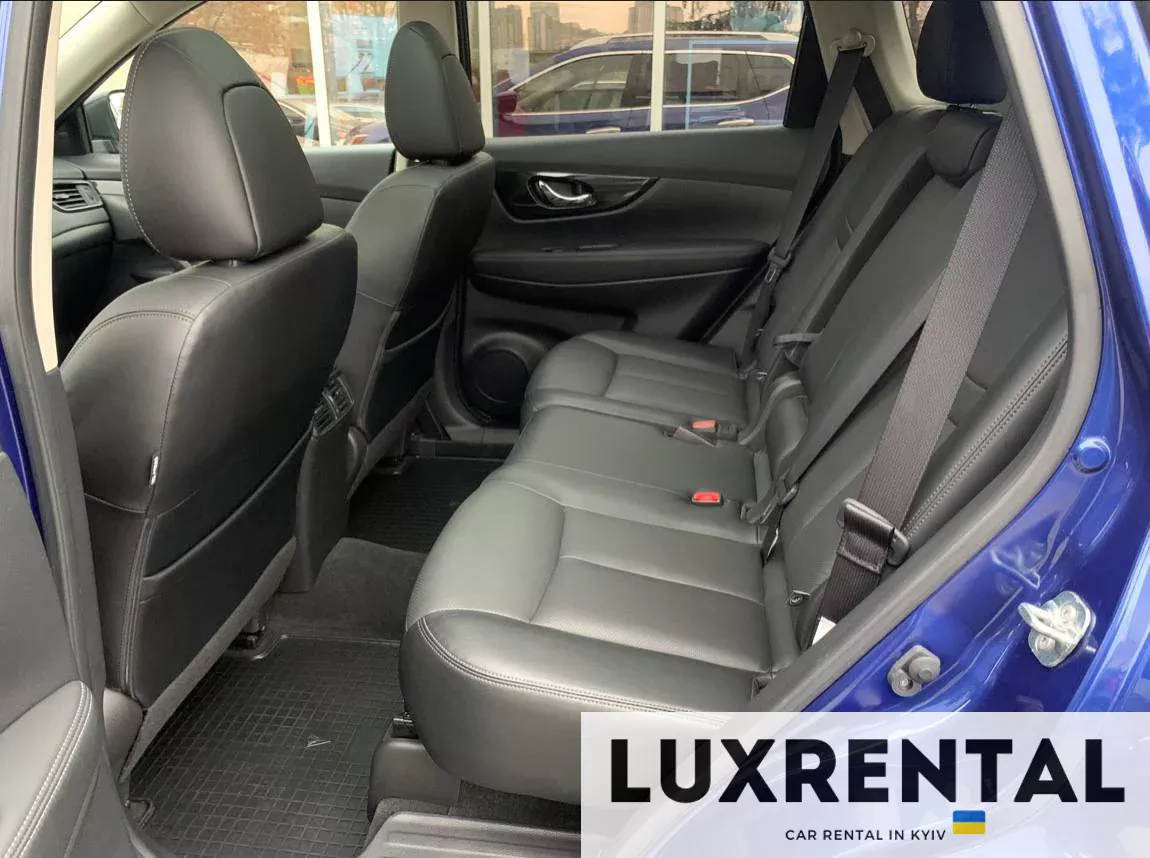 Nissan Rogue Photo 5
