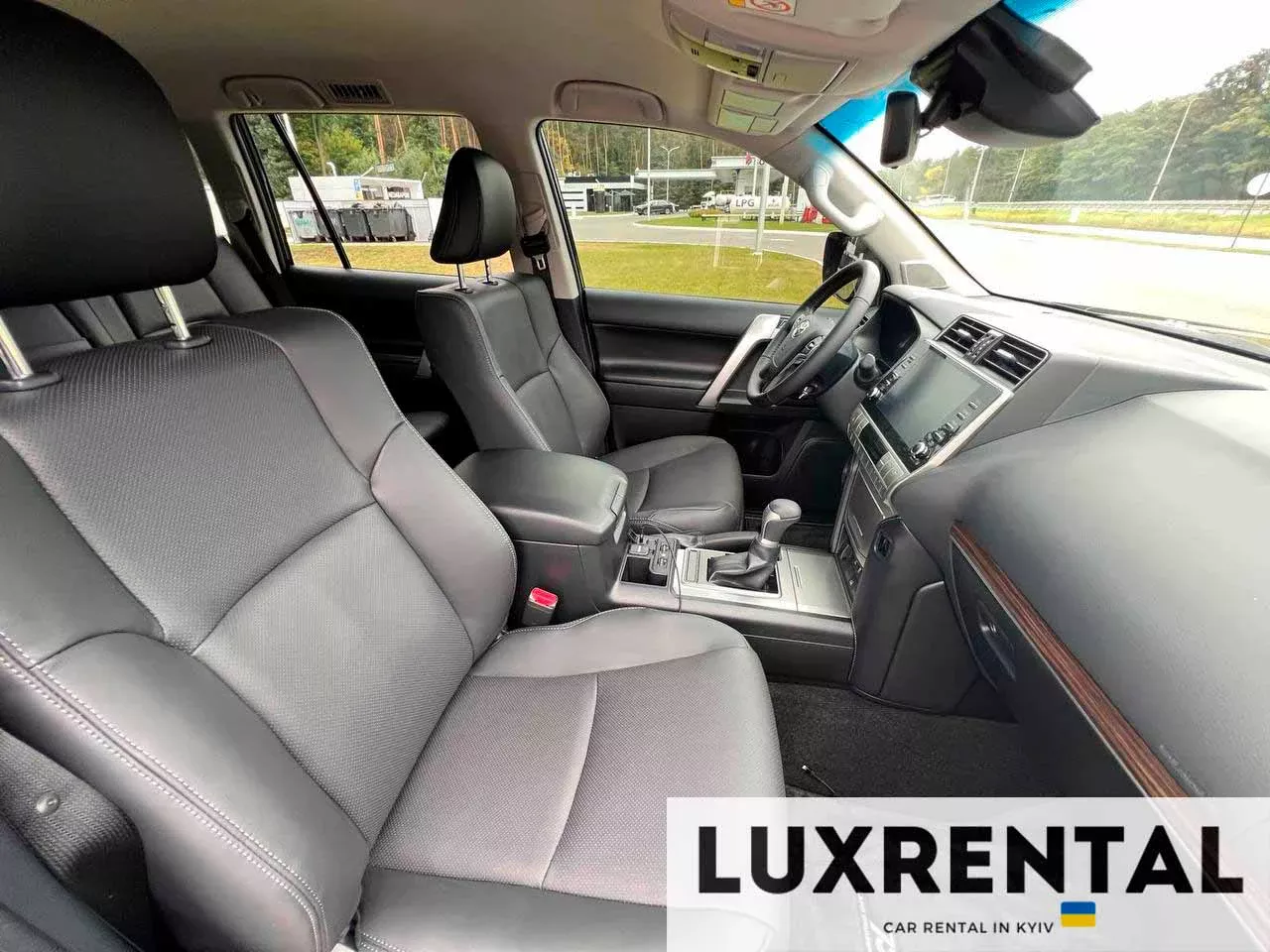 Toyota Prado New Photo 4