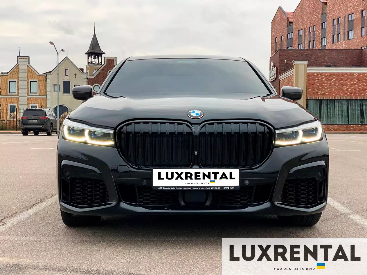 BMW 750 Li (Long) Фото 2