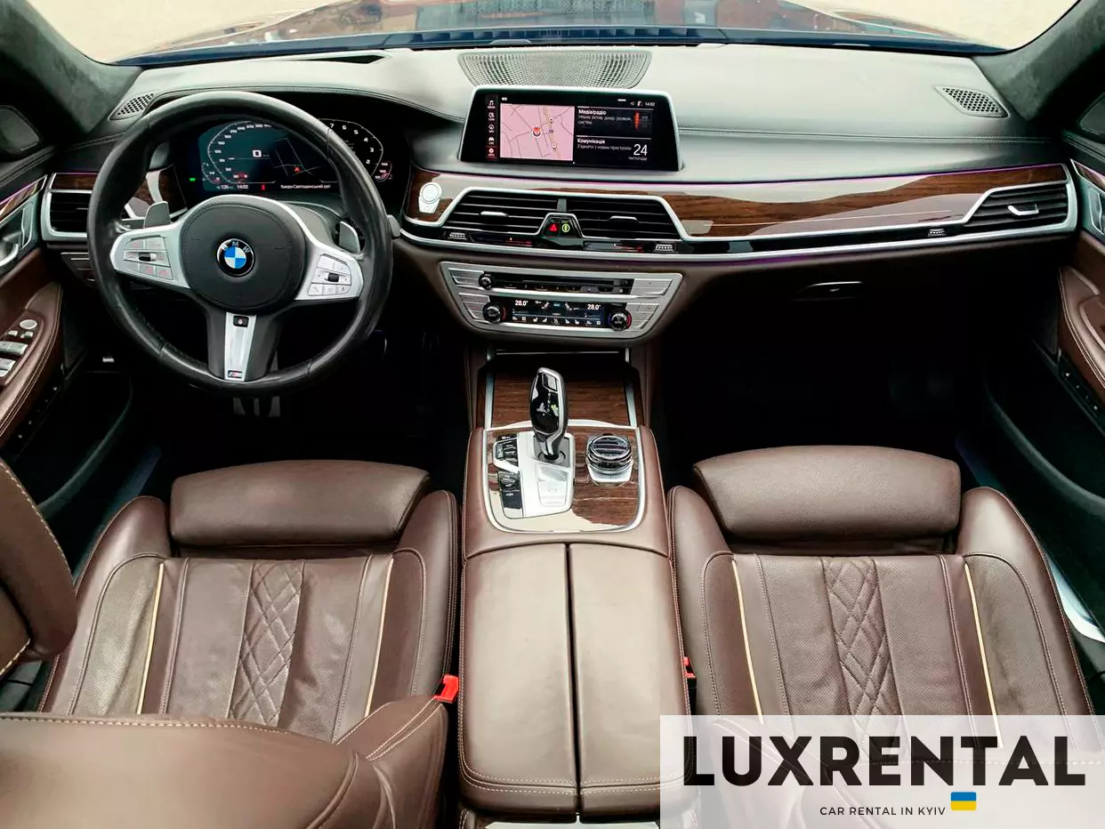 BMW 750 Li (Long) Фото 5