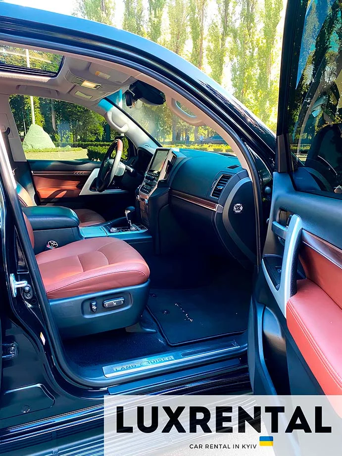 Аренда Toyota Land Cruiser 200 в Киеве Фото 7